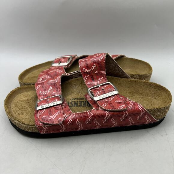Birkenstock Arizona Sandals Women Size 4 Red Goyard Print Two Strap Buckle Shoes - Picture 3 of 9
